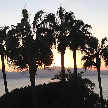 Apartman On The Croisette With Sea View Cannes