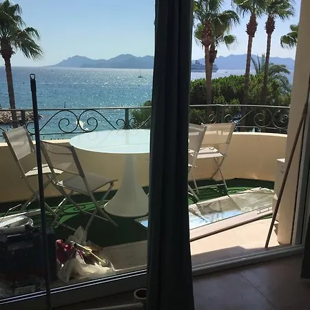 Apartman On The Croisette With Sea View Cannes