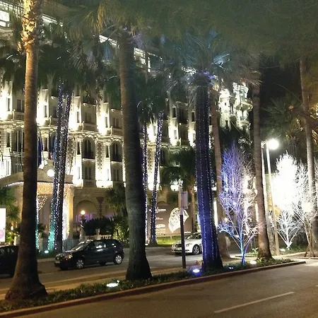 On The Croisette With Sea View Apartment