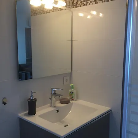 Studio On The Croisette With Sea View Apartment Cannes