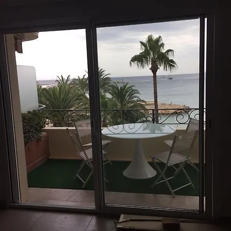 Apartment Studio On The Croisette With Sea View